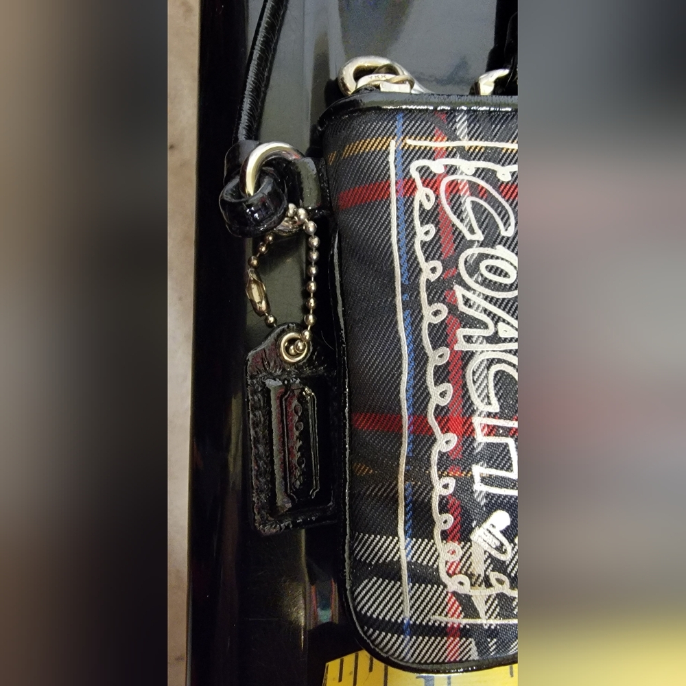#556- COACH Poppy Black/ Red Plaid Wristlet - Picture 6 of 7